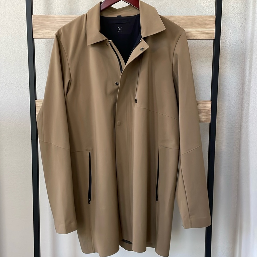 Lululemon Drivers Coat - Size Medium